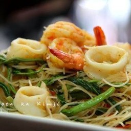 หมี่กระเฉดทะเล