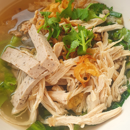 ก๋วยจั๊บญวน ไก่ฉีก