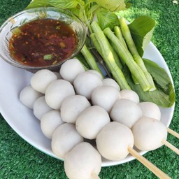 ลูกชิ้นปลานึ่งไม้ล่ะ