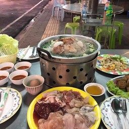 หมูกระทะชุด พร้อมผัก