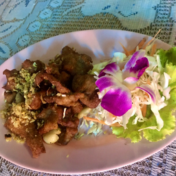 หมูทอดกระเทียม