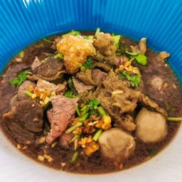 เซียน ก๋วยเตี๋ยวต้มยำ (เจพี)&ก๋วยจั๋บญวน (ตลาเซนทริค)