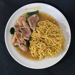 ราดหน้าหมี่กรอบ