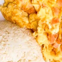 ข้าวไข่เจียวไส้กรอก