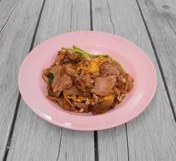 ผัดซีอิ้วหมู