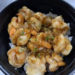 กุ้งกระเทียมแถมไข่ดาว