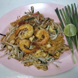 ผัดไทยกุ้งสด