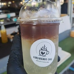 Girlfriends Cafe เพื่อนสาว Slow Bar