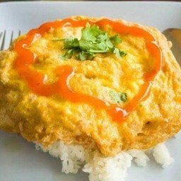 ข้าวไข่เจียวทรงเครื่อง