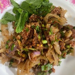 ก้อยหมูดิบ