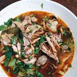 ยำจิ้นไก่