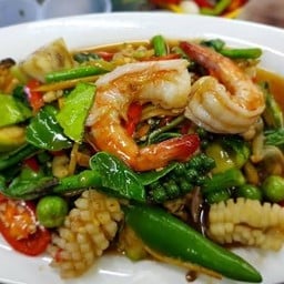 ตามสั่ง&อาหารป่า ตลาด หงส์แก้ว