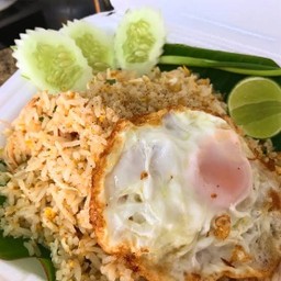 ข้าวผัดทะเล+ไข่ดาว