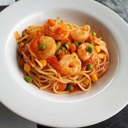สปาเก็ตตี้ซอสมะเขือเทศกุ้ง