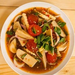 ยำหมูยอไข่แดงเค็ม