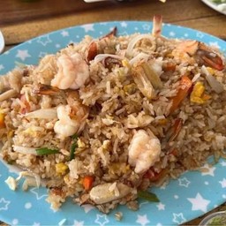 ข้าวผัดทะเล
