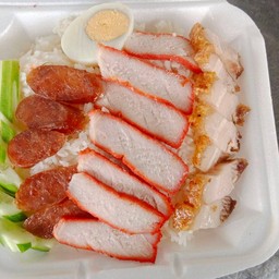 ข้าวหมูแดง พิเศษ