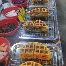 ร้านลดาวาฟเฟิลอร่อย สนามหลวง2