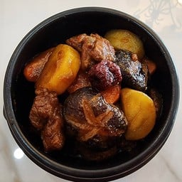 Galbi-Jim (ซี่โครงหมูตุ๋นเกาหลี)