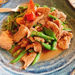 กระเพราริมเขื่อน 1