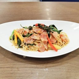 ผัดขี้เมาเบคอน