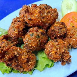 ลาบหมูทอด