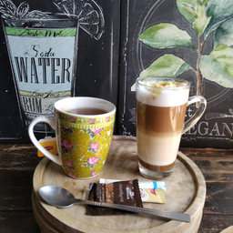 มอคค่าลาเต้ (ร้อน)