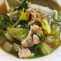 แกงอ่อมไก่