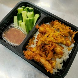 ข้าวหมูทอดขมิ้น+น้ำพริกกะปิ