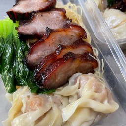 บะหมี่เกี๊ยวกุ้งหมูแดงฮ่องกง(แห้ง)