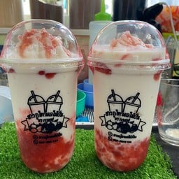 นมสดปั่น-สตอเบอรี่
