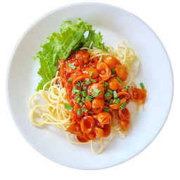สปาเก็ตตี้ผัดซอลไส้กรอก