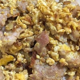 ข้าวไข่คั่วหมูสับ