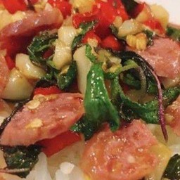 ข้าวกระเพราแหน่ม