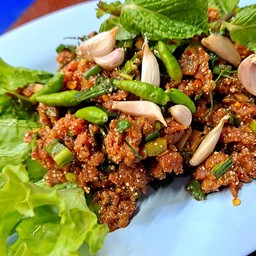 ก้อยเนื้อมะนาว(เปรี้ยว)