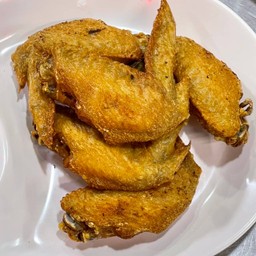 ปีกไก่ทอดน้ำปลา