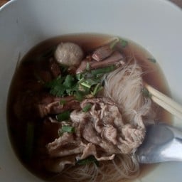 ร้านนี้มีข้าว ข้าวกุ้งแกะ