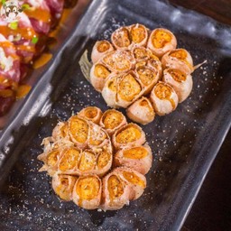 กระเทียมทอด