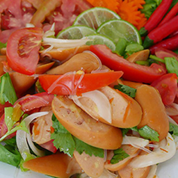 ยำไส้กรอก