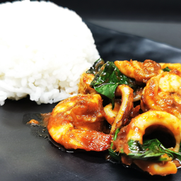 ผัดพริกแกง