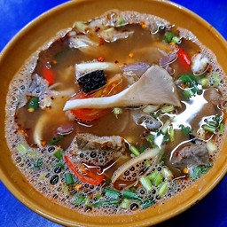 ต้มแซ่บเครื่องในวัว