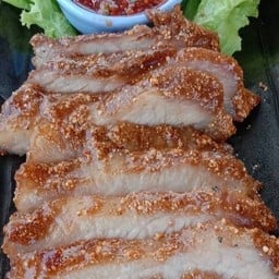 หมูคลุกฝุ่น