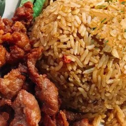 ข้าวผัดพริกเผา + ไก่หมักทอด