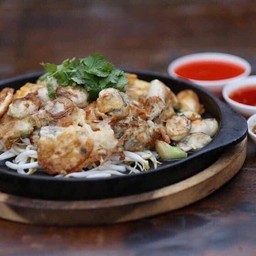 หอยทอด (ปูอัด กุ้ง)