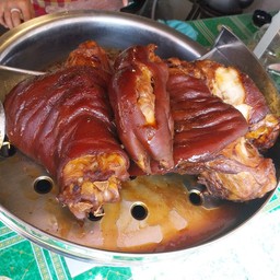 ขาหมูแม่คุณ