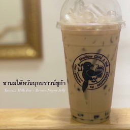 ชานมไตหวั่นบุกบราวน์ชูก้า แก้ว 22 ออน