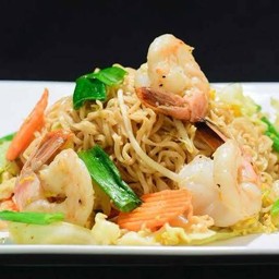 มาม่าผัดแห้งกุ้ง