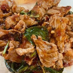 ผัดพริกแกงเนื้อ