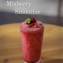 Mixberry smoothie