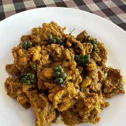 คั่วกลิ้งหมู